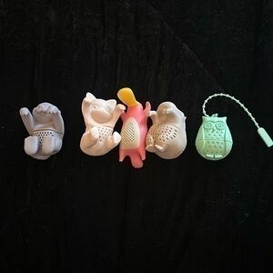 Set of five animal tea infusers silicone